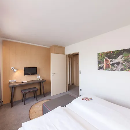 Sure By Western Hauptbahnhof Hotel Munich