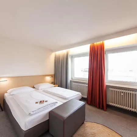 Sure By Western Hauptbahnhof Hotel Munich