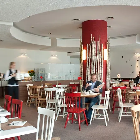 Sure By Western Hauptbahnhof Hotel 3*