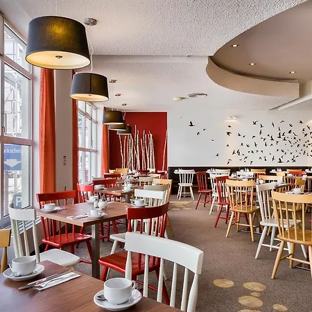 Hotel Sure By Western Hauptbahnhof 3*