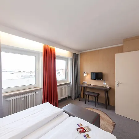 Sure By Western Hauptbahnhof Hotel 3*