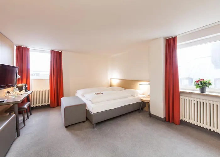 Sure By Western Hauptbahnhof 3*