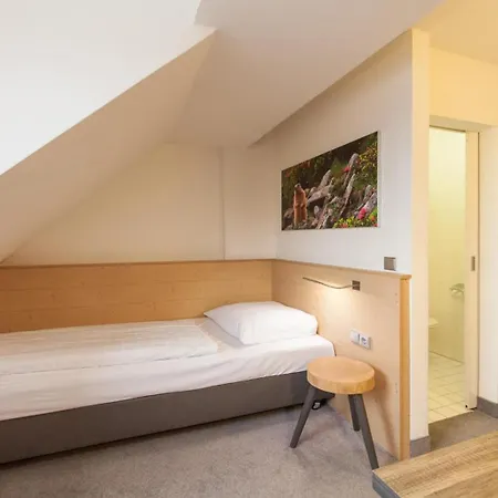 Otel Sure By Western Hauptbahnhof Münih