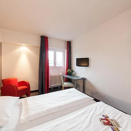 فندق Sure By Western Hauptbahnhof ميونيخ