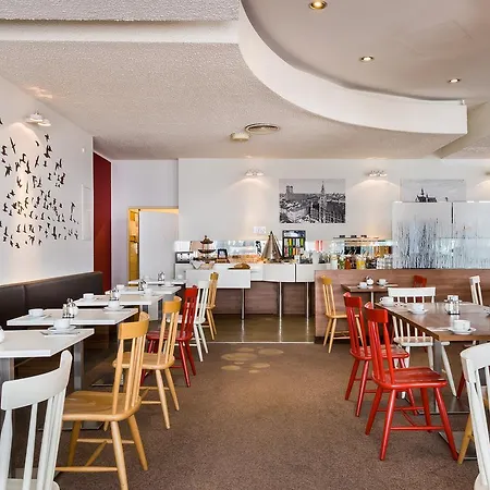 Hotel Sure By Western Hauptbahnhof 3*