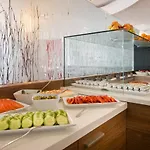 호텔 Sure By Western Hauptbahnhof 3*