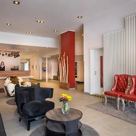 Sure By Western Hauptbahnhof 3* München