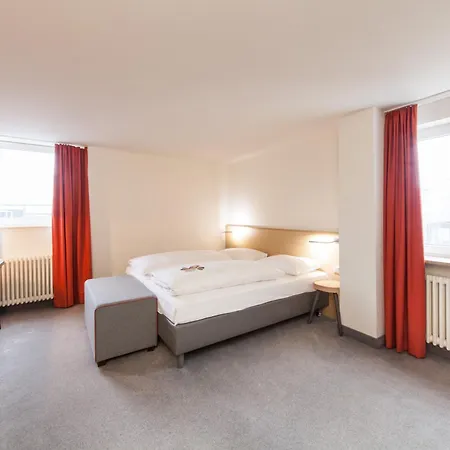 Sure By Western Hauptbahnhof 3*