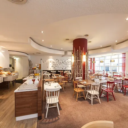 Hotel Sure By Western Hauptbahnhof 3*