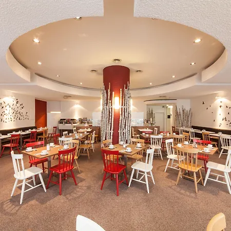 Sure By Western Hauptbahnhof Hotel 3*
