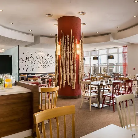 Sure By Western Hauptbahnhof 3* München
